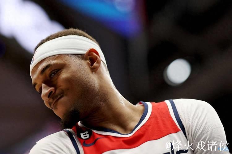 加福德13分钟内高效表现：2分2板2助攻1抢断1盖帽